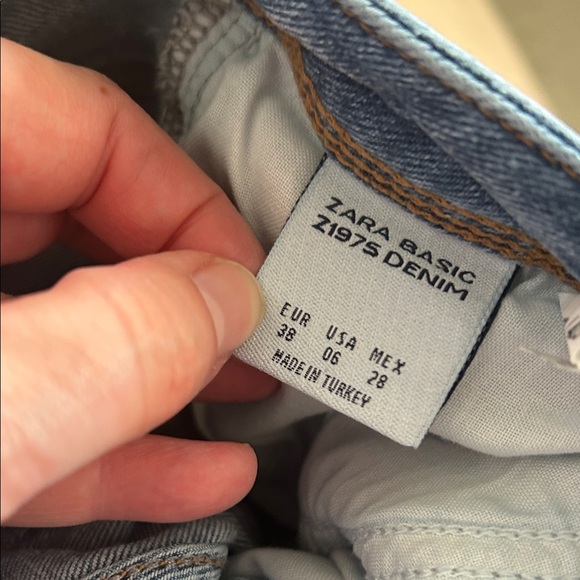 Zara Blue Skinny Jeans with Floral Embroidery sz 06 - Picture 8 of 9